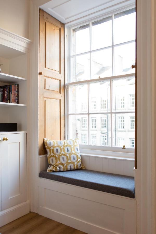 Royal Mile - Old Town Apartment 에든버러 외부 사진